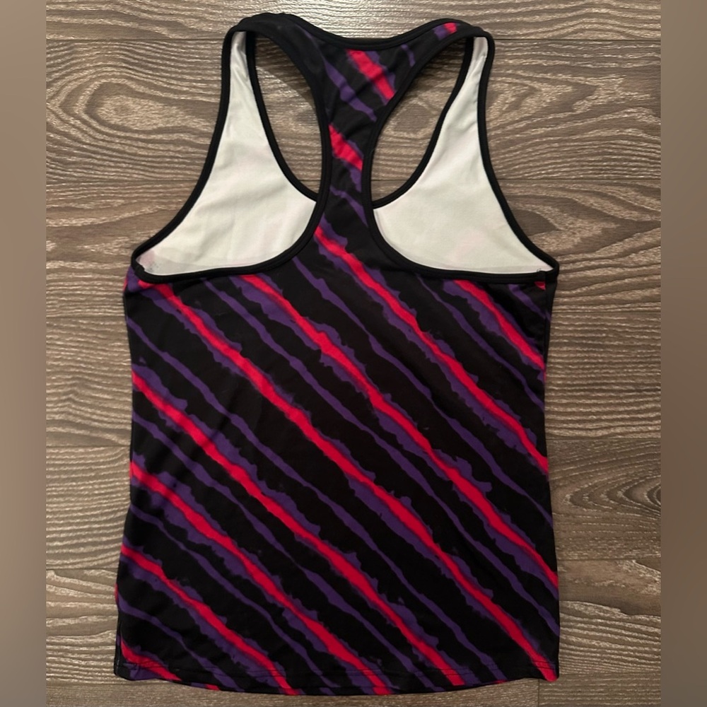 Champion Tank - Picture 2 of 5